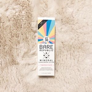 Bare Republic Mineral Sunscreen - Tinted Face